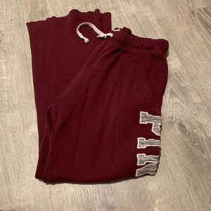 Victoria’s Secret pink sweatpants small